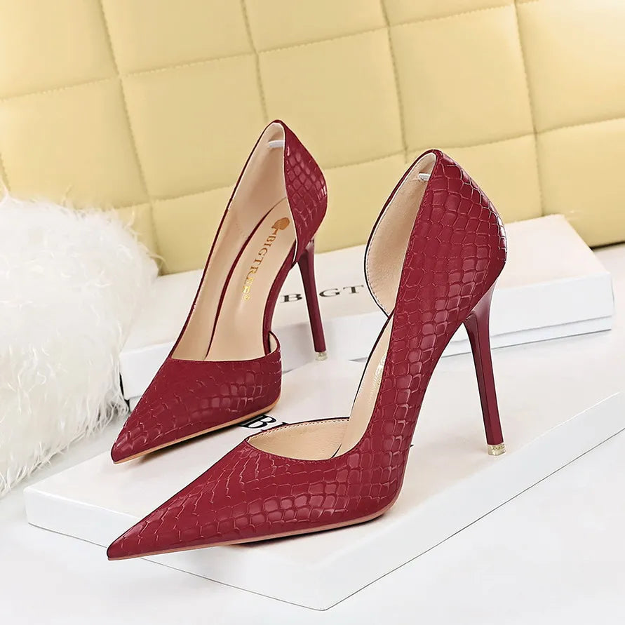 Crocodile point toe  Heels