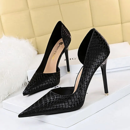Crocodile point toe  Heels