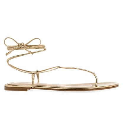 China Lady Shoes Factory Gold PU Leather Strappy Thong Flip Flops Flat Sandals for Women