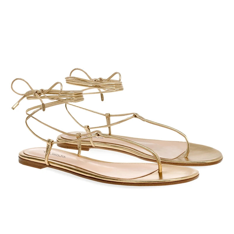 China Lady Shoes Factory Gold PU Leather Strappy Thong Flip Flops Flat Sandals for Women