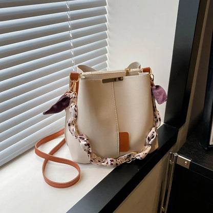 New Fashion Women's Shoulder Bag Large Capacity Ribbon Chain Bucket Bag Crossbody Bag Daily Commuting